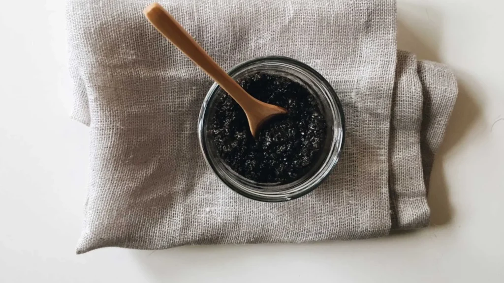 TikTok Skincare Trends – DIY coffee scrub for glowing skin