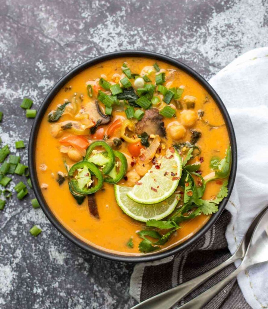 "soup recipes - chicken vegetable noodle soup"